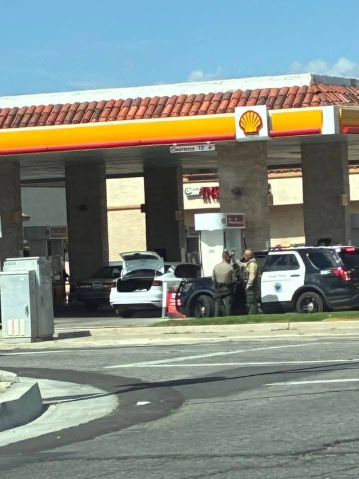 ASSISTANCE REQUEST....20th Street East and Palmdale Boulevard at Shell... Deputy detaining a...