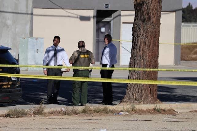 #LASD Homicide Bureau Responding to a Shooting Death Investigation 100 Blk W...