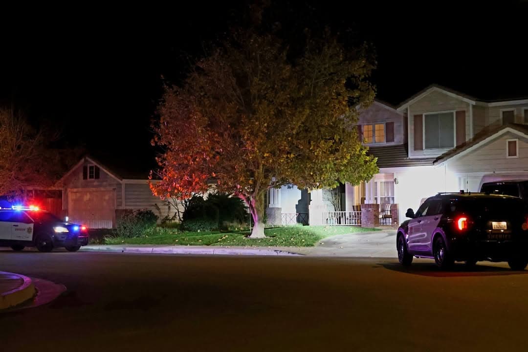 459....30th Street East and Avenue K-4 (Vineyard)....caller states multiple people breaking into...
