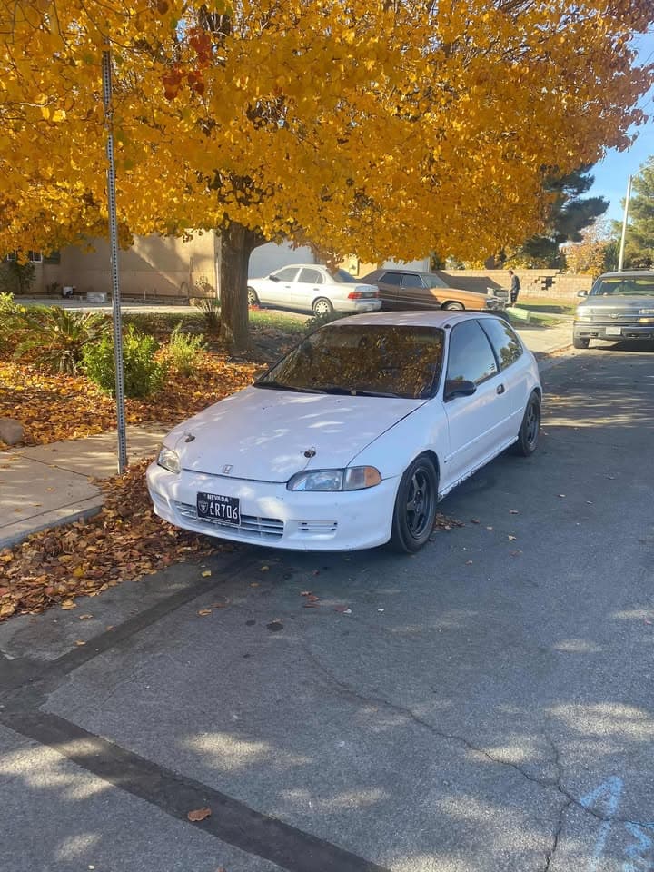 STOLEN 1995 Honda Civic hatchback coupe stolen last night off of Holguin...