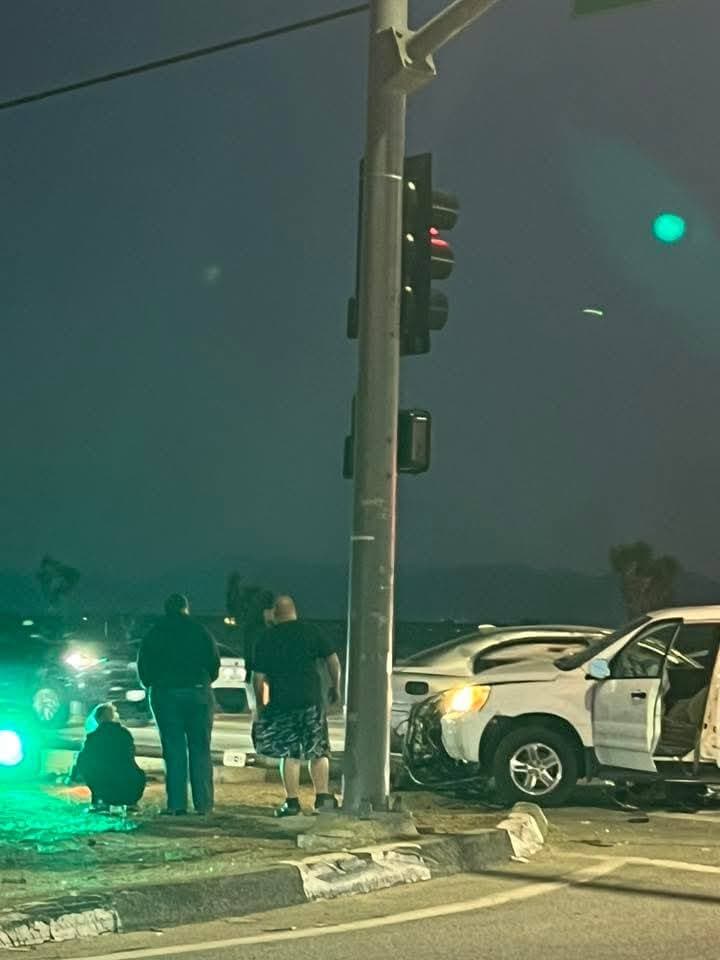 901T/902R....20th Street West and Avenue M....white suv vs unknown silver sedan....sheriff and...