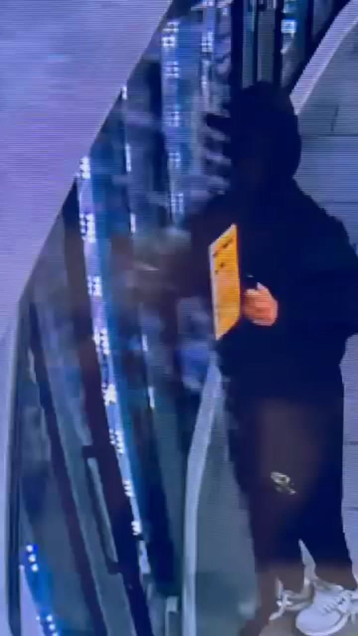 Posting for 7-11 on Challenger Way and Avenue J 3 Teen kids...