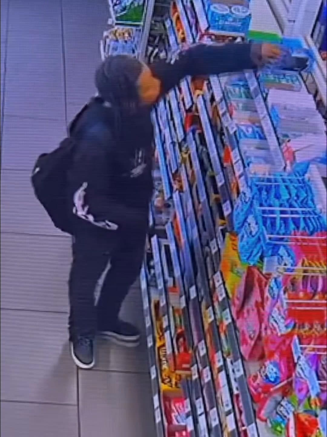 Posting for 7-11 on Challenger Way and Avenue J This kid stole...