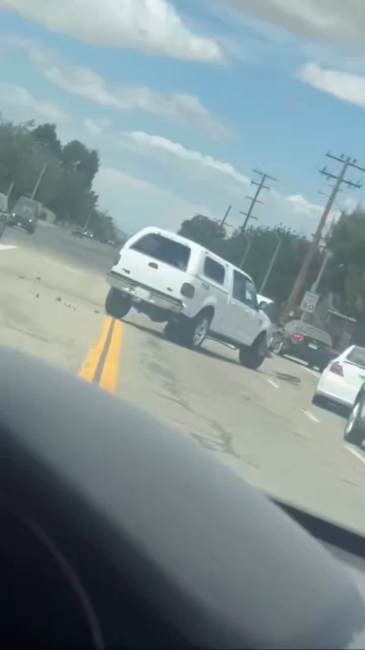 902T/902R....Challenger Way and Avenue J-8....white Ford truck vs black Ford Expedition, unknown...