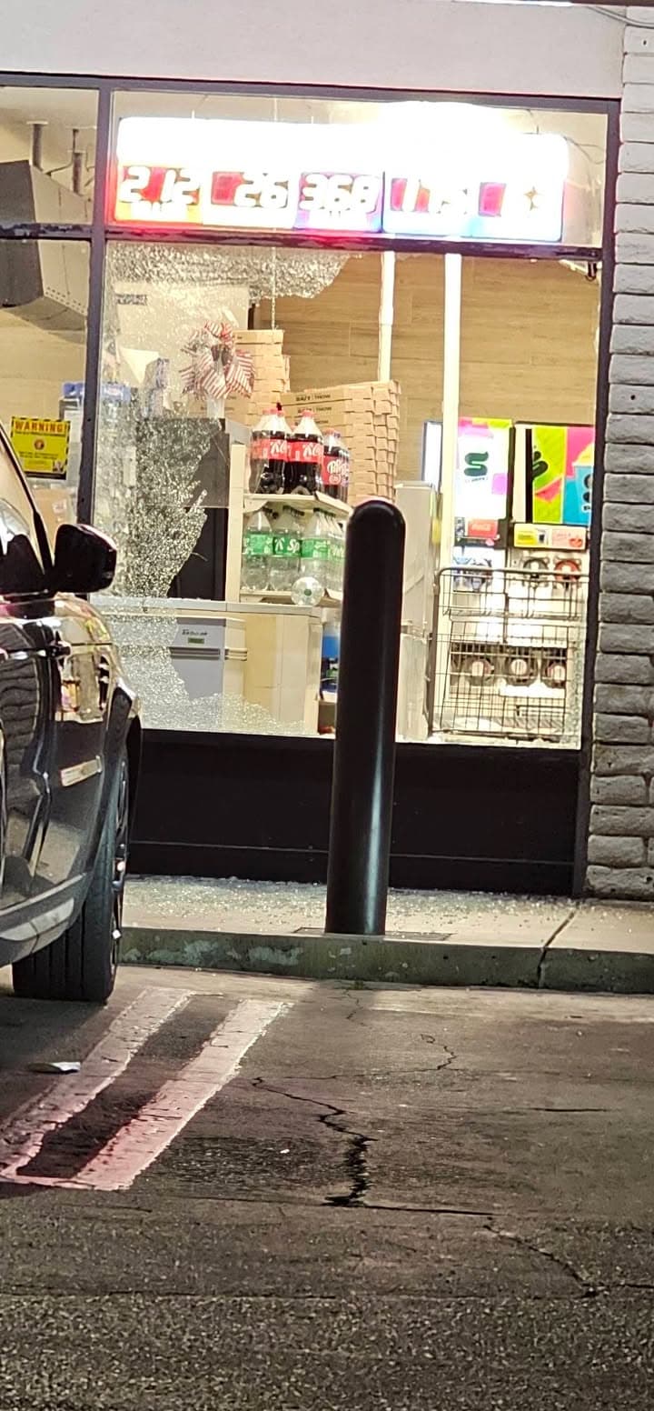 242....3rd Street East and Avenue I at 7-11....large group fighting with employee,...