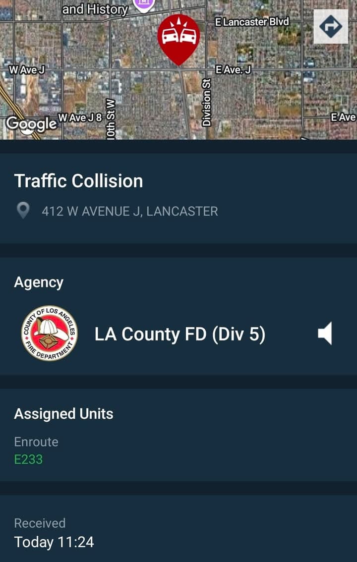 902T/902R....Sierra Highway and Avenue J....two vehicle collision, gray pickup truck vs white...