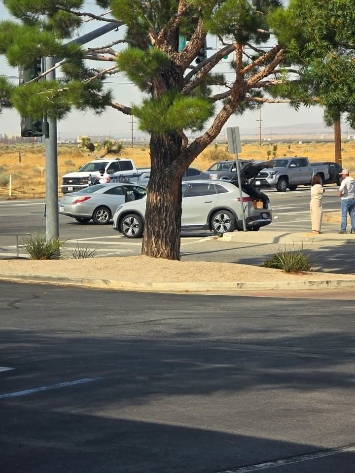 902T/902R....8th Street East and Avenue P.....iPhone crash notification of tc....sheriff and FD...