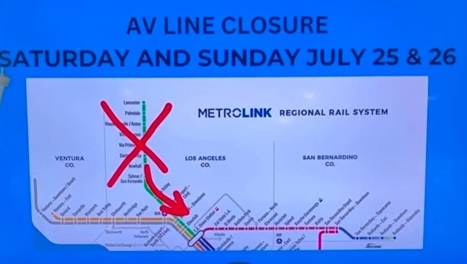 ATTENTION METROLINK USERS 馃毃 AV LINE CLOSURE 馃毃 There will be no...