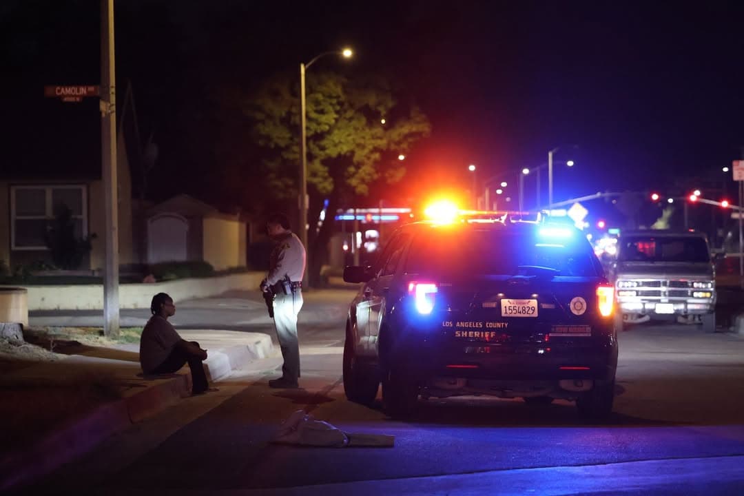 273.5....Avenue I and 17th Street West (Camolin)....caller states male and female fighting....sheriff...
