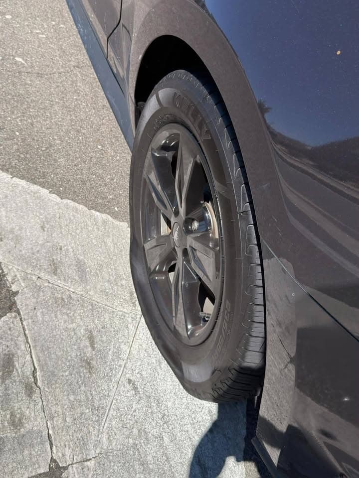 Posting for a follower There’s someone slicing tires on 10st west from...