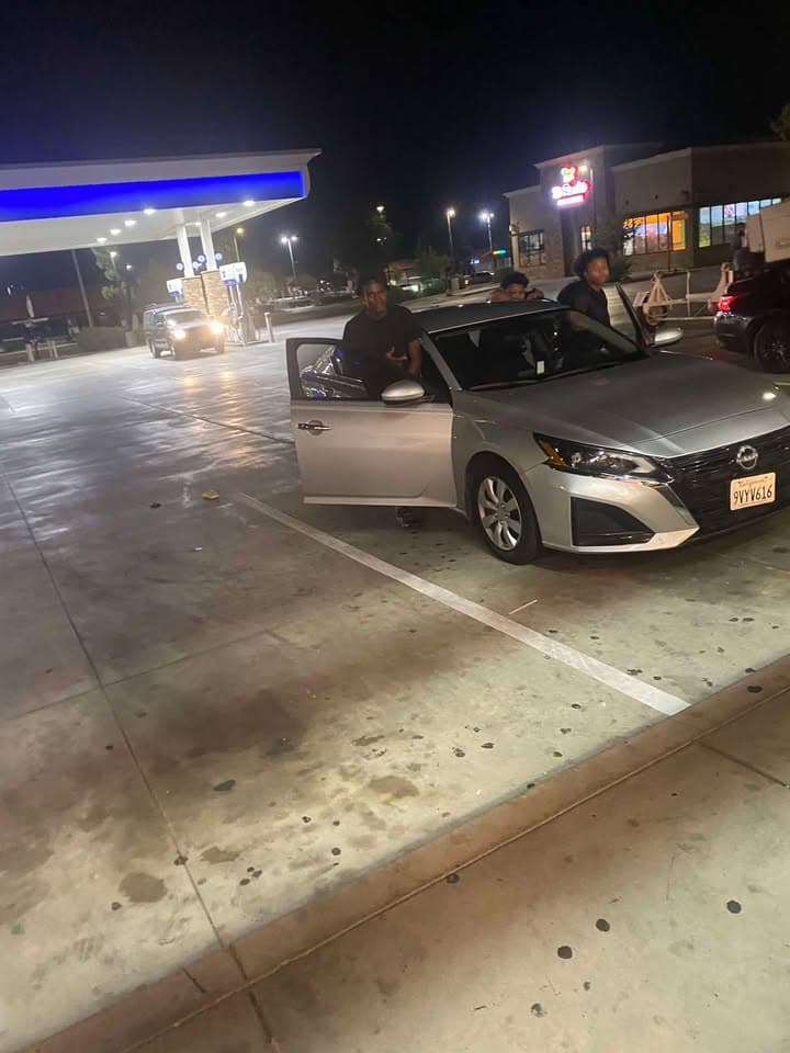 Posting for a follower Can y’all post these little disrespectful broke ass...