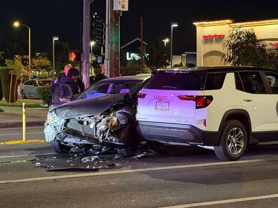 Three vehicle collision on 10th Street West and Avenue K